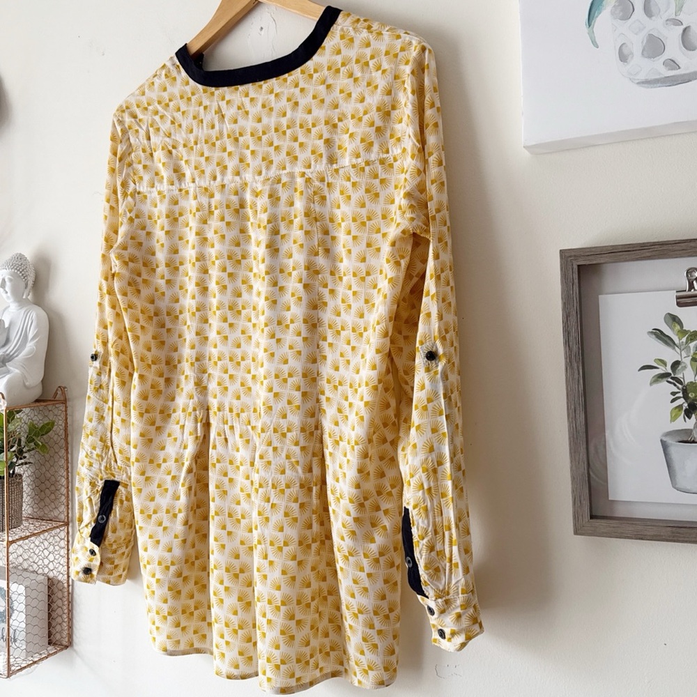 Anthropologie Vanessa Virginia Honore Yellow Motif Roll Tab Sleeve Blouse Size 4 - Picture 10 of 12